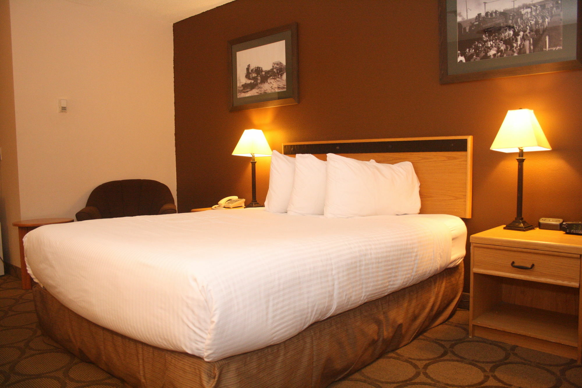 Econo Lodge Prince George Exterior foto
